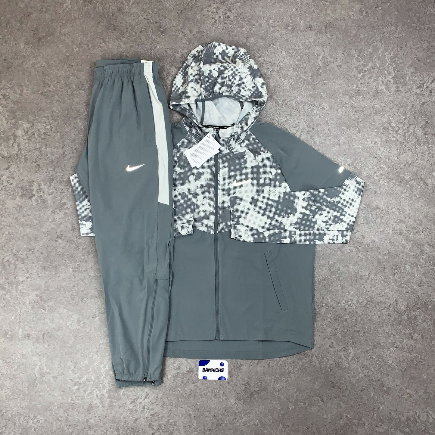 Nike Repel Miler Windrunner & Woven Challenger Pants Tracksuit - Grey Camo