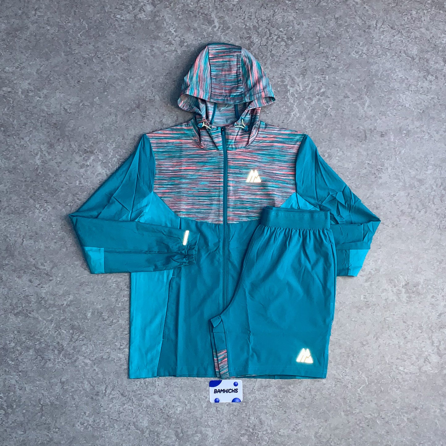 Montirex Trail Windbreaker & Short Set - Teal/Pink
