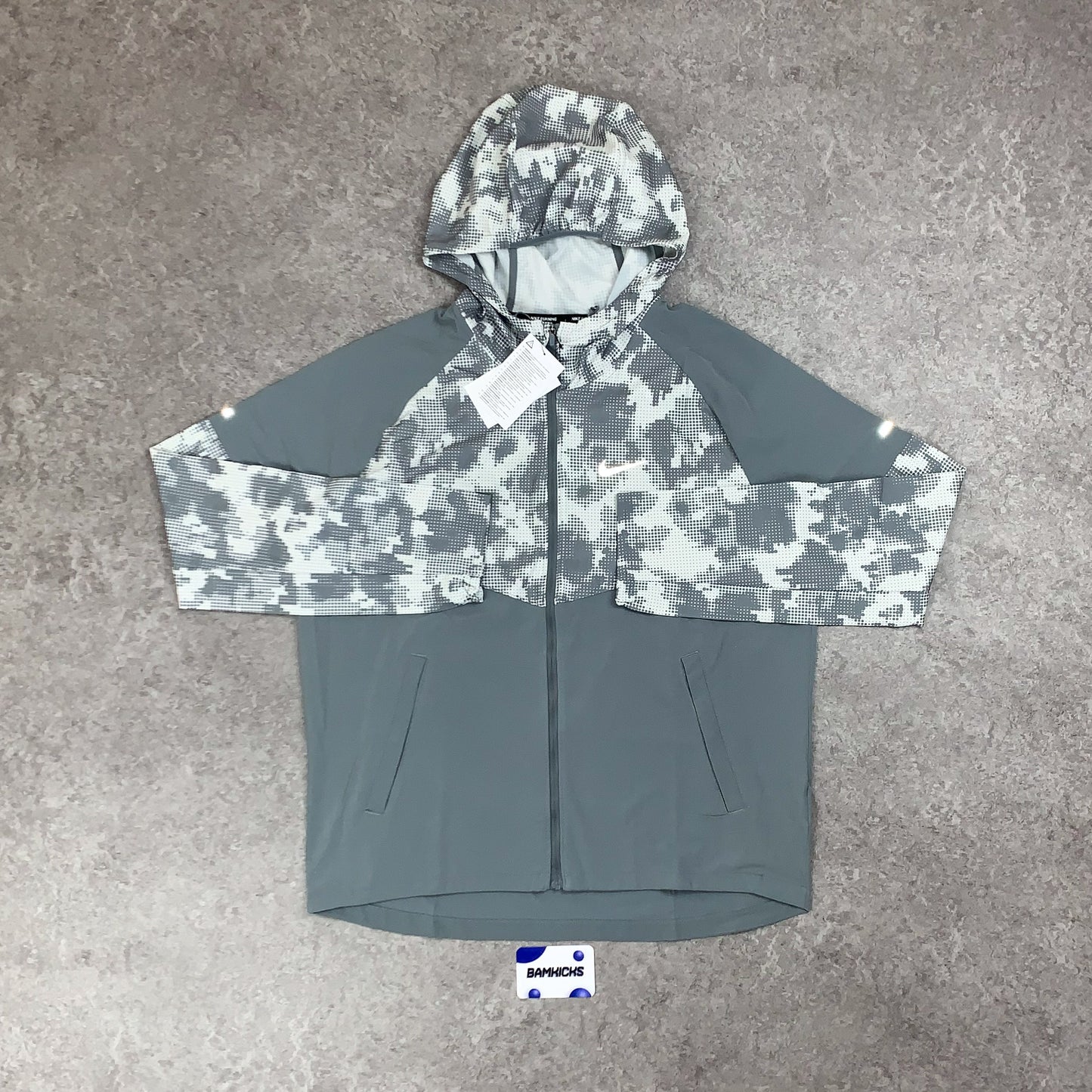 Nike Repel Miler Windrunner & Woven Challenger Pants Tracksuit - Grey Camo