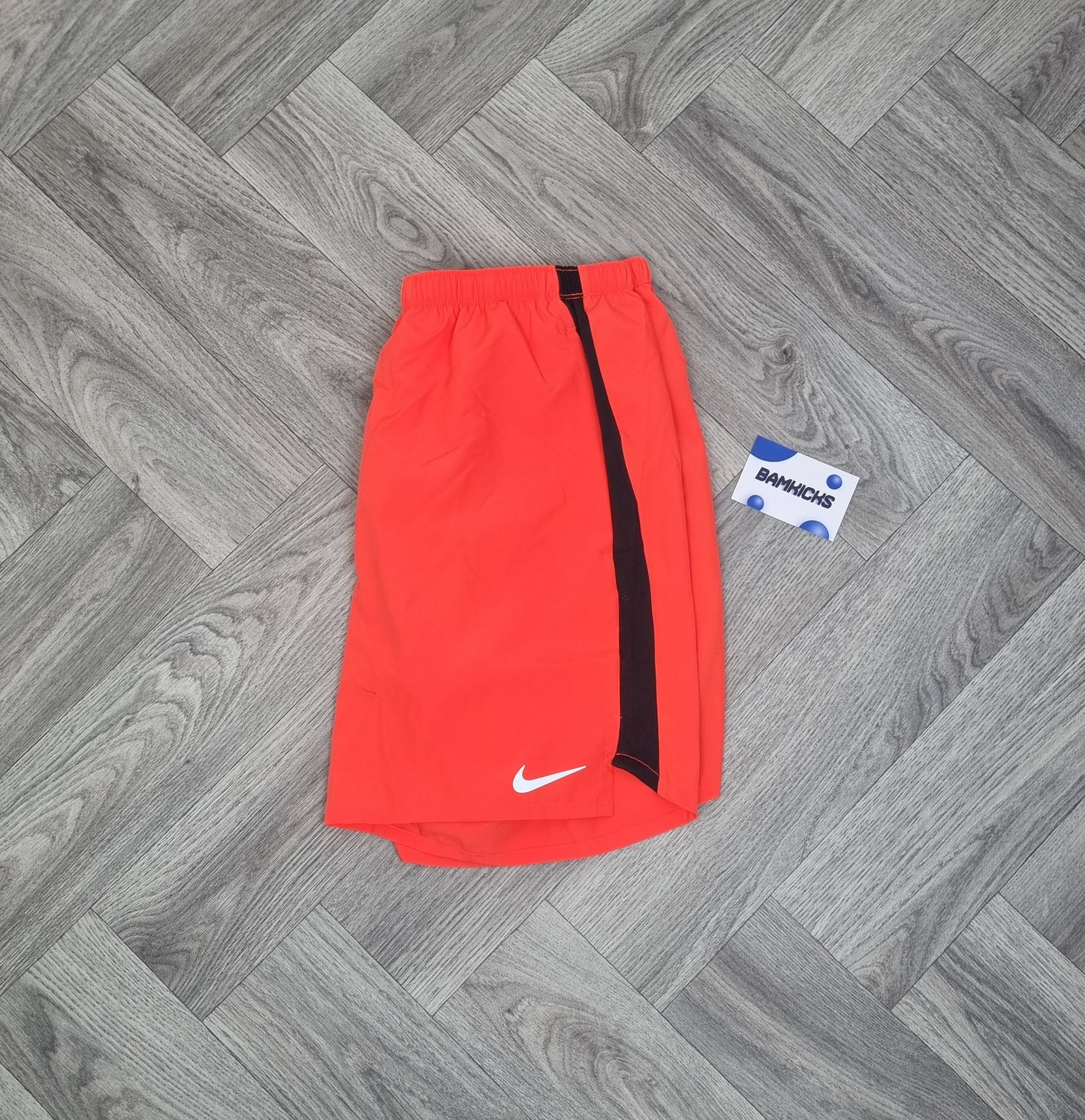 Nike Miler 1.0 T-Shirt & Challenger Shorts (7in) Bright Crimson Set