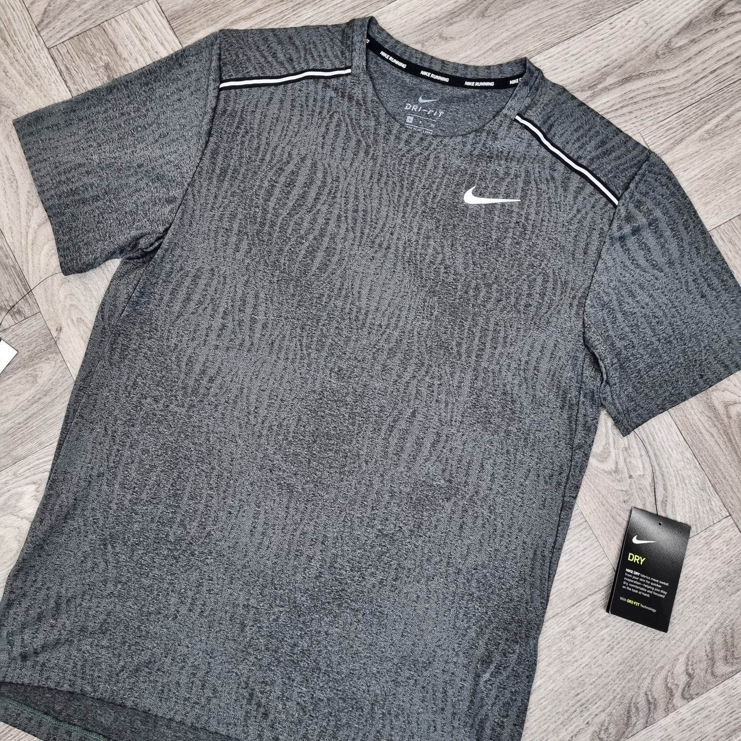 Nike Miler 1.0 T-Shirt Jacquard Grey