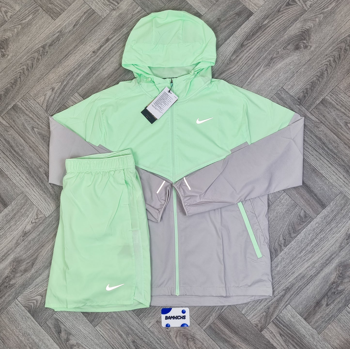 Nike UV Windrunner & Challenger Shorts (7in) Lime Green Set