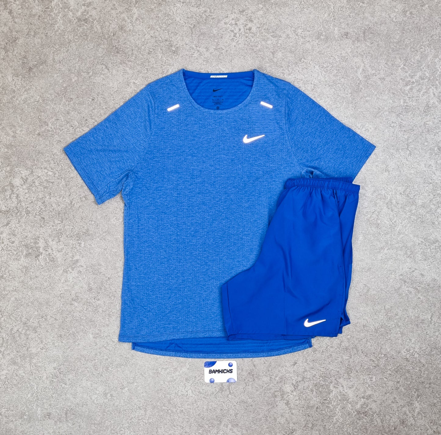 Nike Rise 365 Miler T-Shirt & Challenger Shorts (7in) Game Royal Blue Set