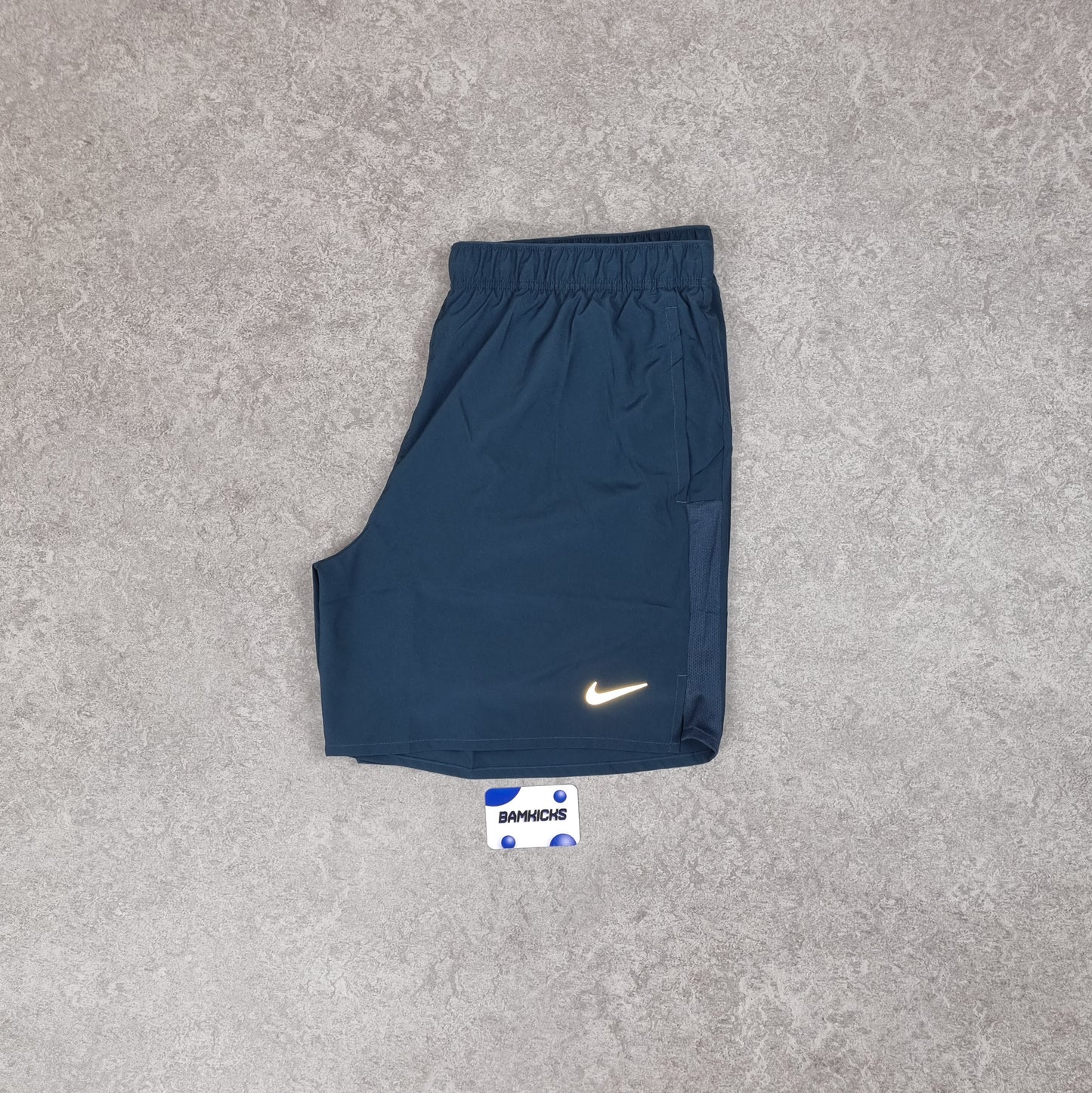 Nike Challenger Shorts (7in) Armoury Blue