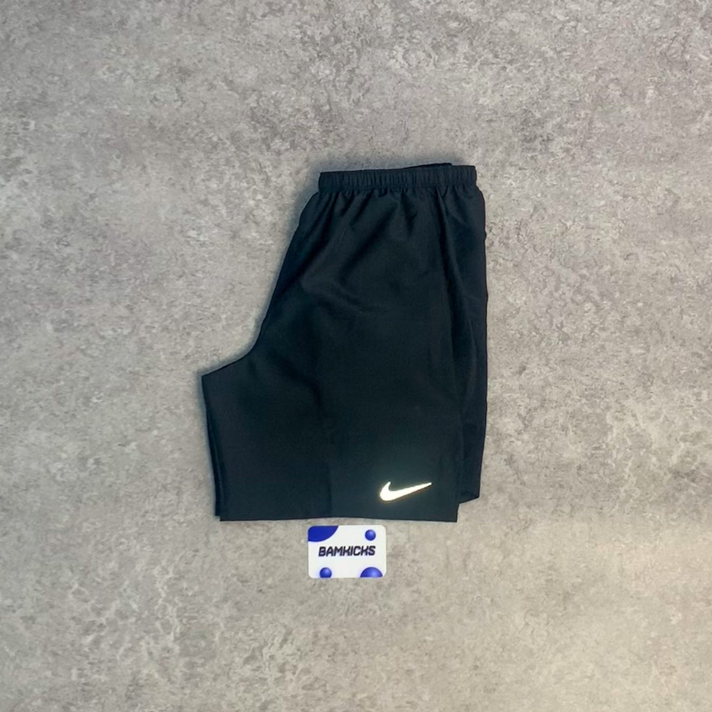 Nike Challenger Shorts (7in) - Black