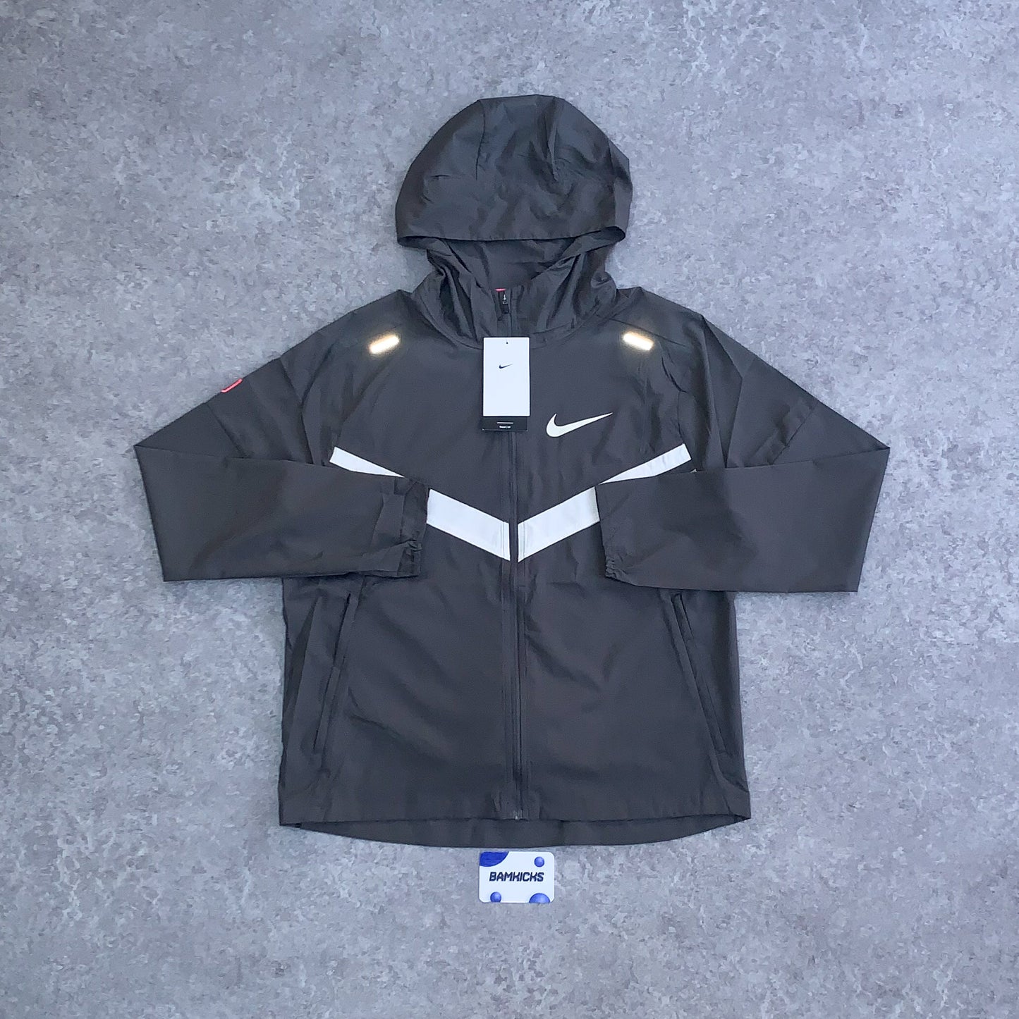 Nike UV Repel Windrunner - Medium Ash