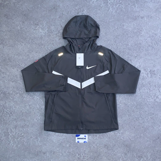 Nike UV Repel Windrunner - Medium Ash