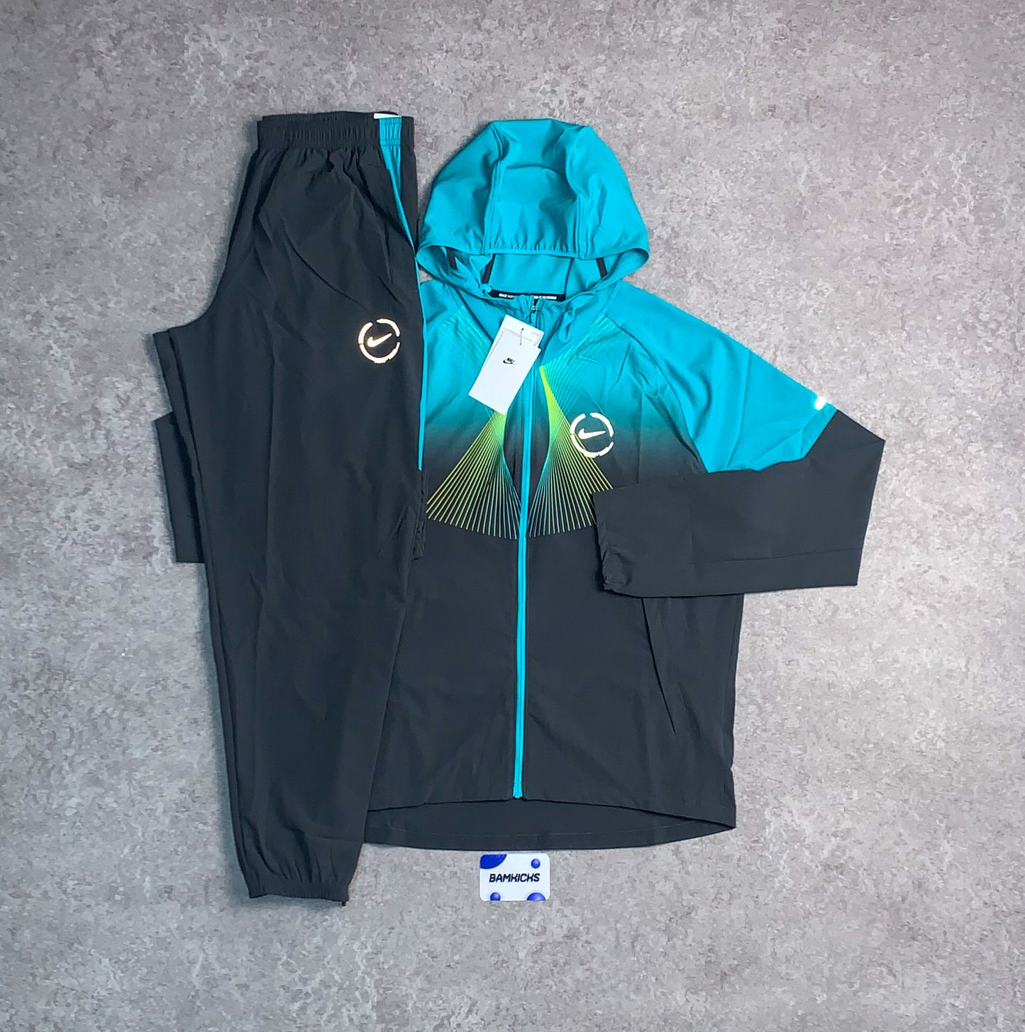 Nike Miler Repel Jacket & Challenger Pants Set - Dusty Cactus
